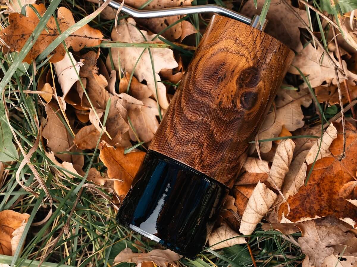 Comandante | C40 MK4 Nitro Blade Coffee Grinder - Vintage Oak - Image 3