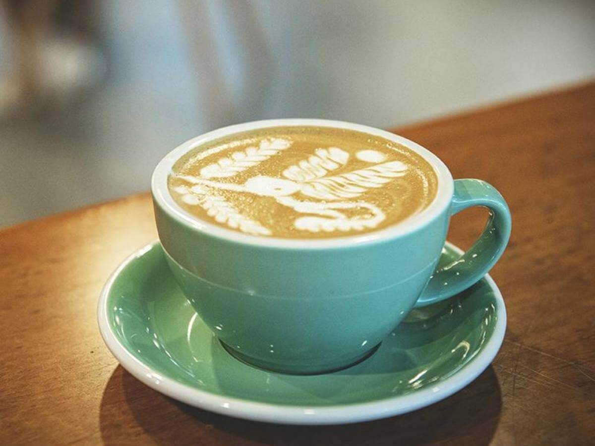 Loveramics | Egg 300ml Latte Cup & Saucer - Image 2